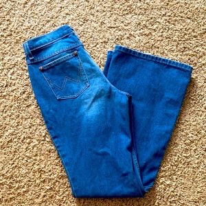 Wrangler bell bottom jeans